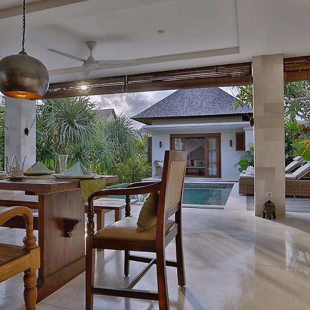 Villa Nikara Kuta Lombok Buitenkant foto