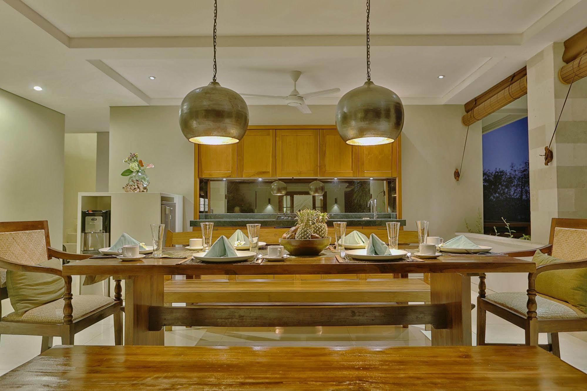 Villa Nikara Kuta Lombok Buitenkant foto