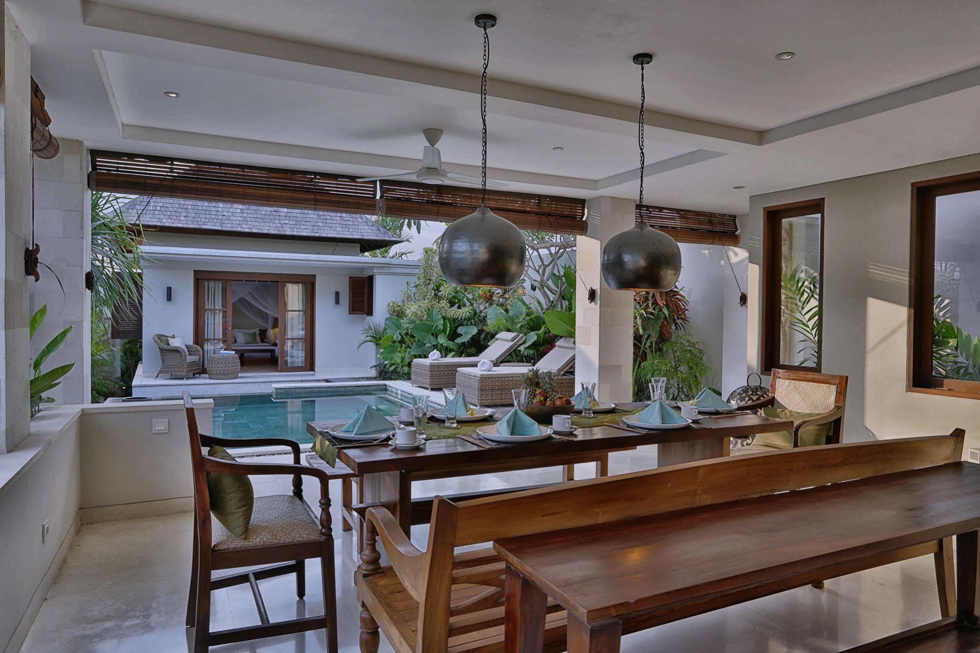 Villa Nikara Kuta Lombok Buitenkant foto