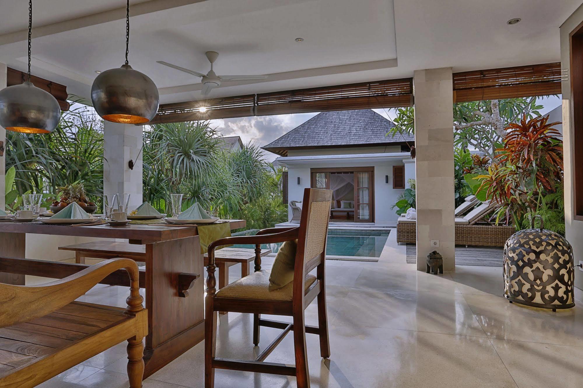 Villa Nikara Kuta Lombok Buitenkant foto