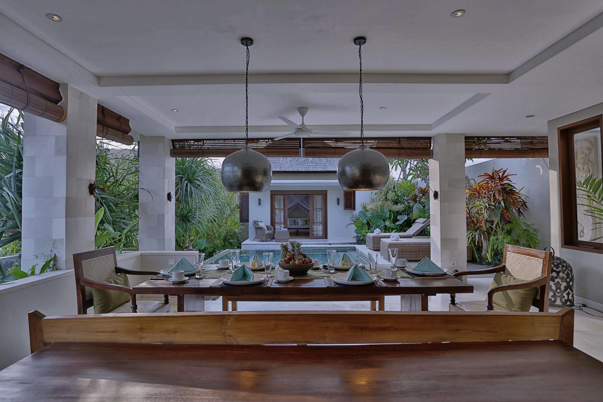 Villa Nikara Kuta Lombok Buitenkant foto